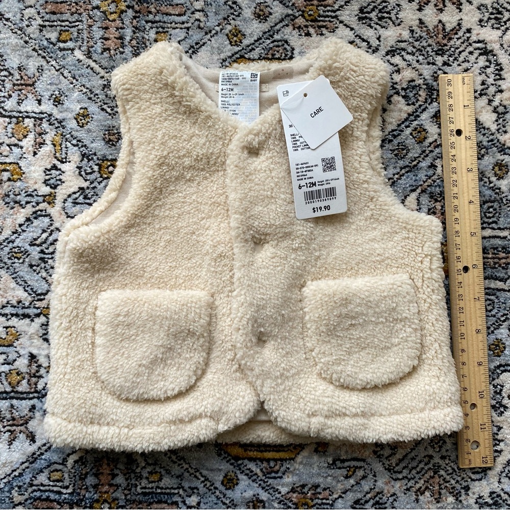 Uniqlo Pile Lined Fleece Vest